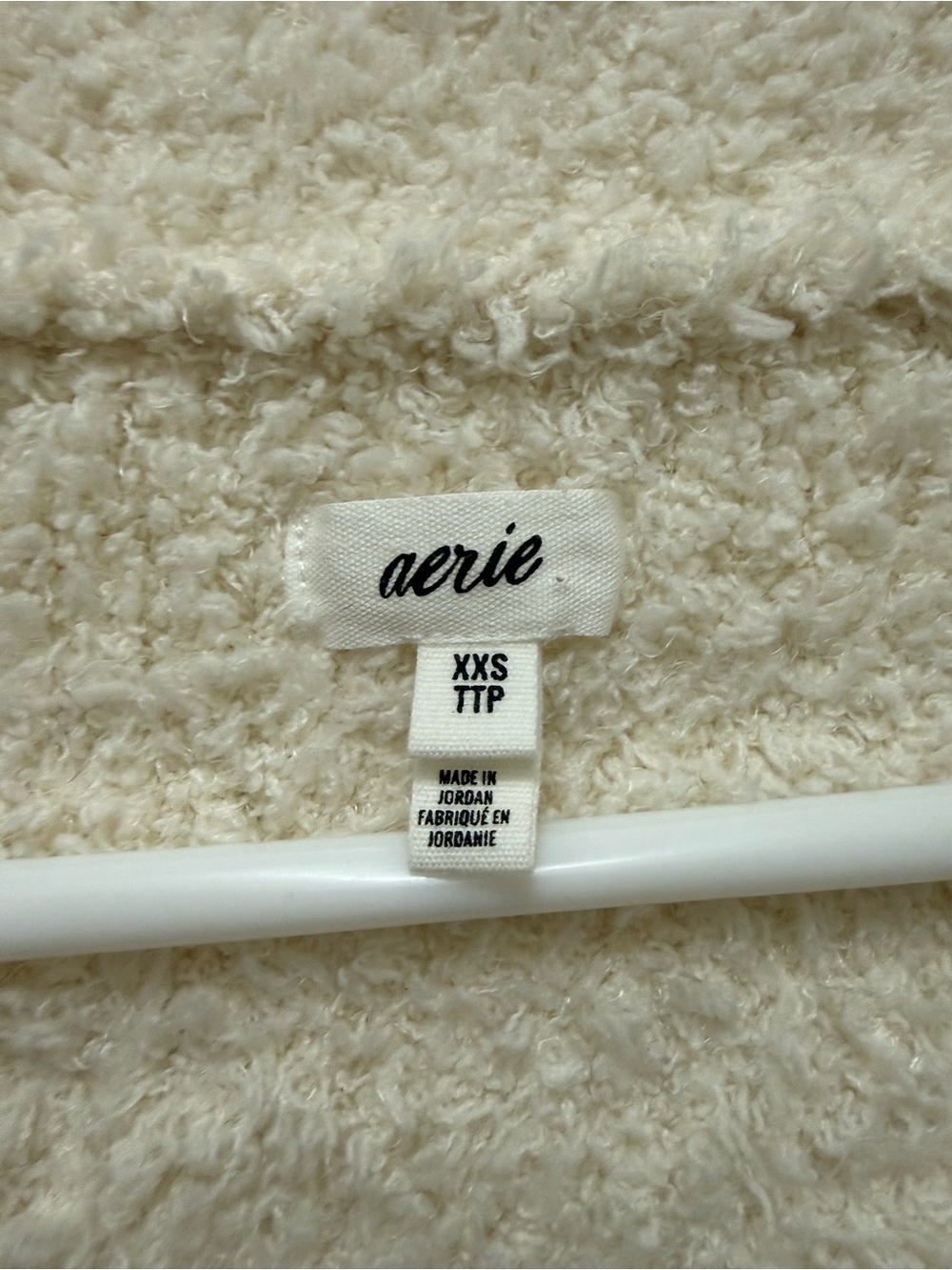 AERIE Marshmallow Cardigan Sweater - Picture 4 of 11